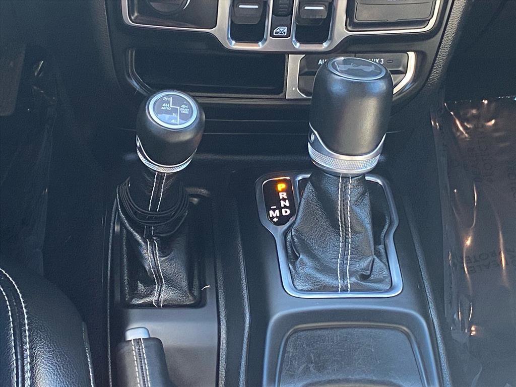 Used 2023 Jeep Wrangler Unlimited Sahara w/ Cold Weather Group image 11