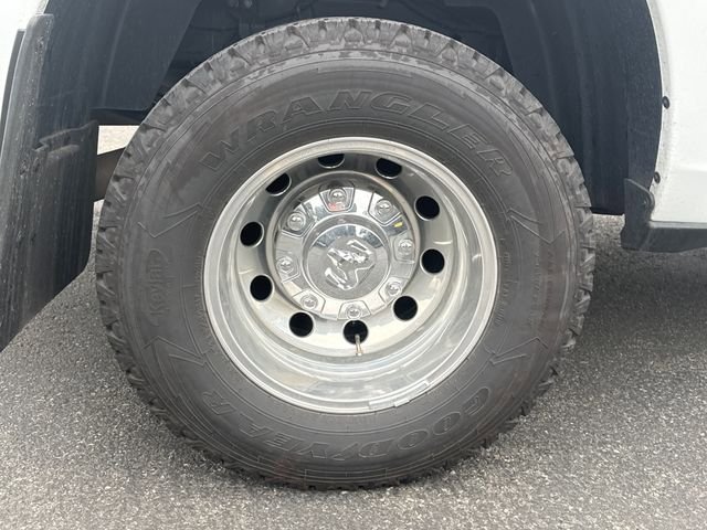 Used 2026 RAM 3500 Laramie AWD/4WD image 8
