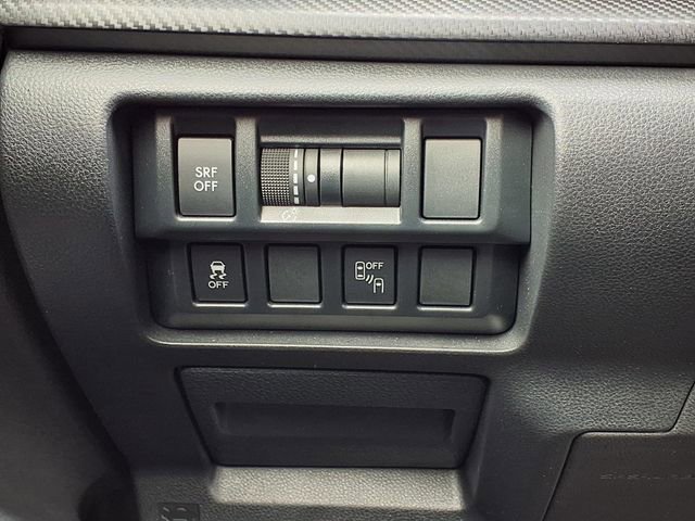 Used 2018 Subaru Crosstrek 2.0i Premium w/ Eyesight System image 20