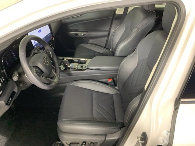 Used 2024 Lexus NX 350h 350h Luxury w/ Vision Package image 33