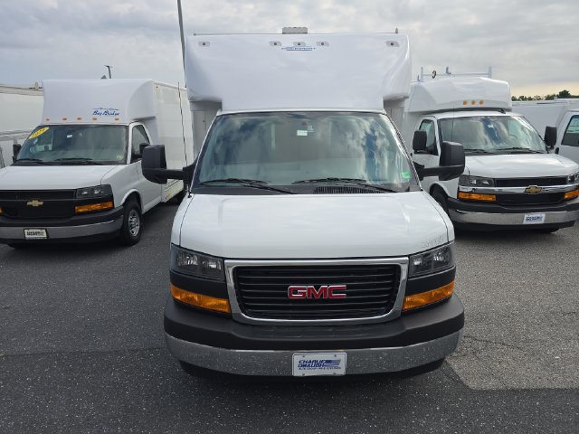 New 2025 GMC Savana 4500 w/ Power Convenience Package RWD image 8
