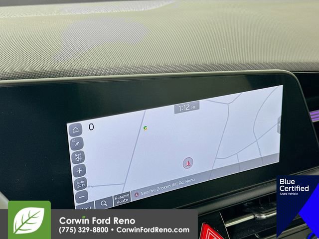 Used 2024 Kia Niro EX Touring image 17