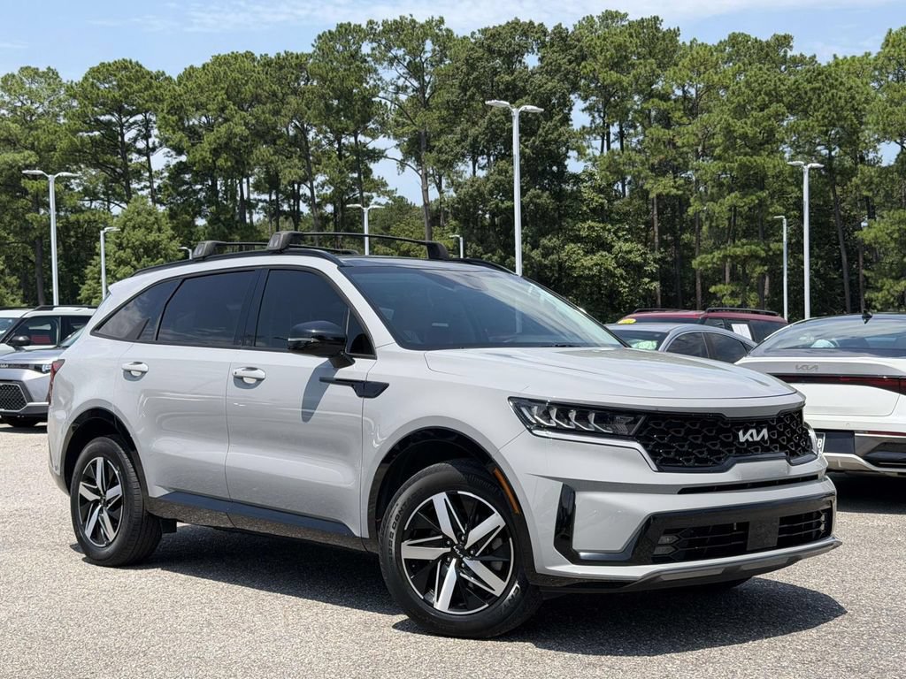 Used 2023 Kia Sorento EX w/ Panoramic Sunroof Package FWD image 1