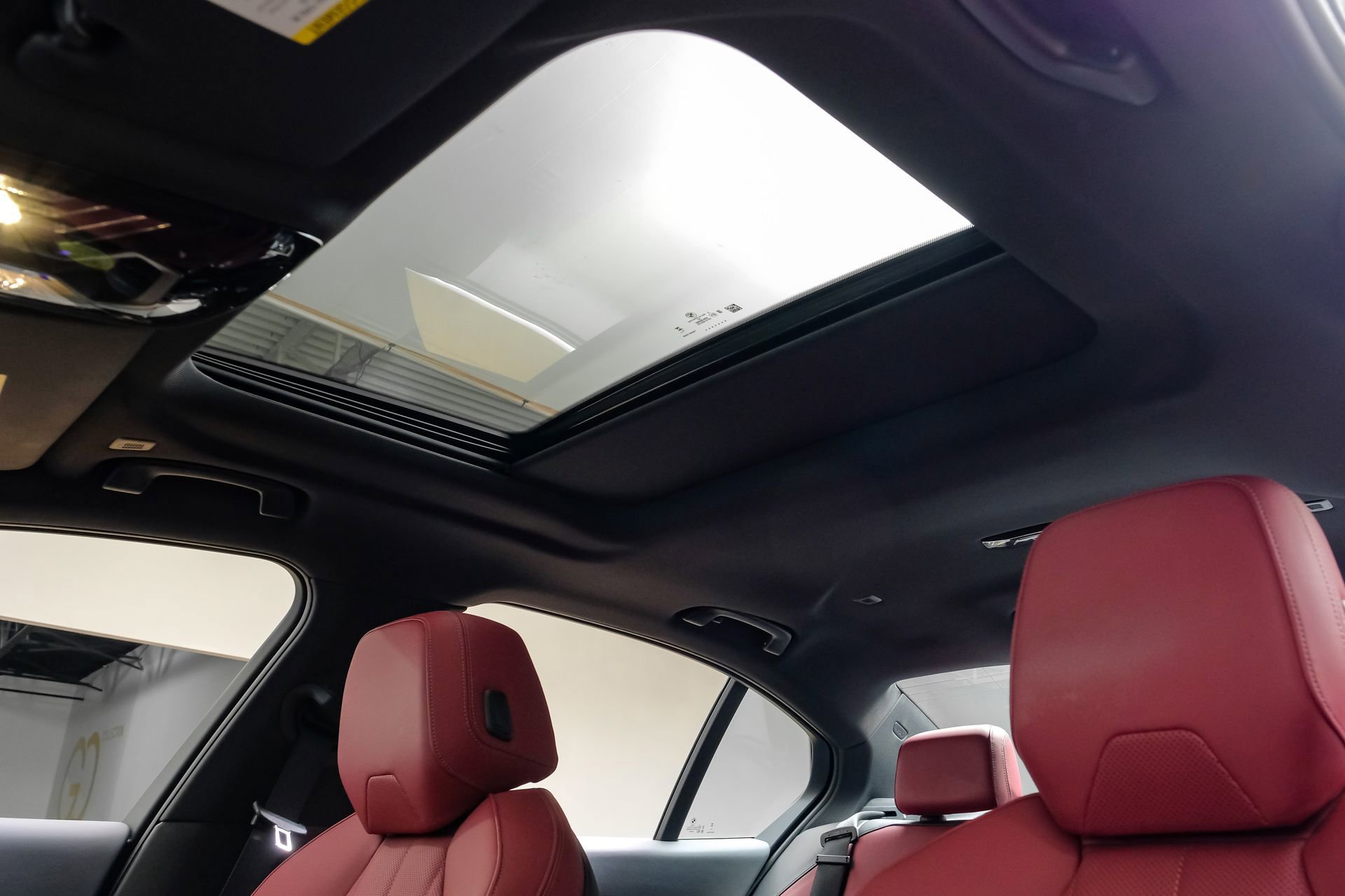 Used 2024 BMW 530i image 5