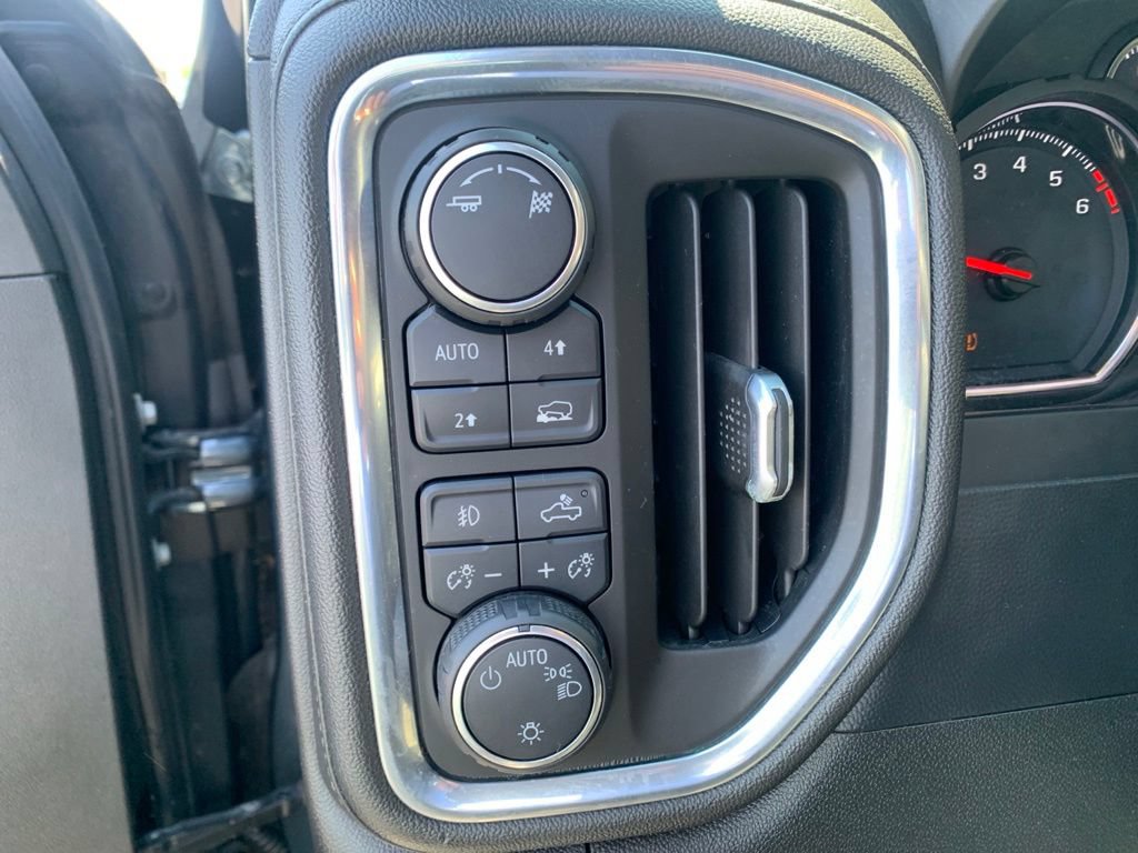Used 2019 Chevrolet Silverado 1500 RST w/ All-Star Edition AWD/4WD image 42