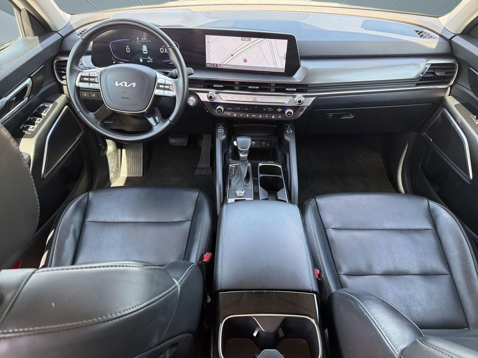 Used 2025 Kia Telluride S image 17