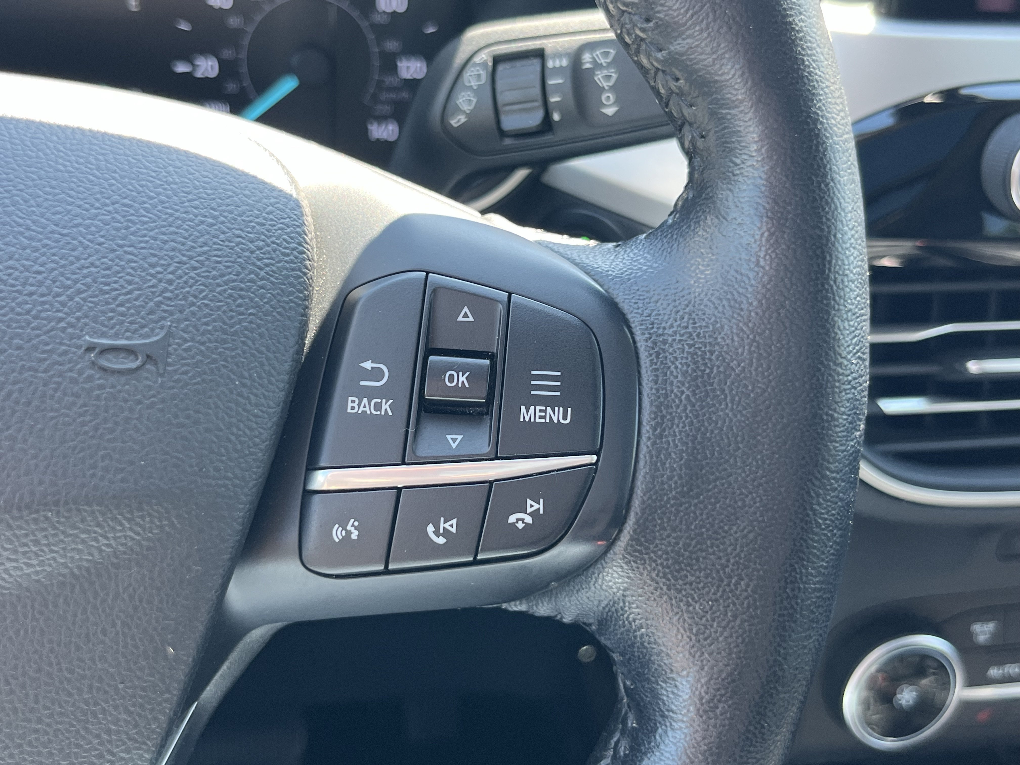 Used 2020 Ford Escape SEL AWD/4WD image 27