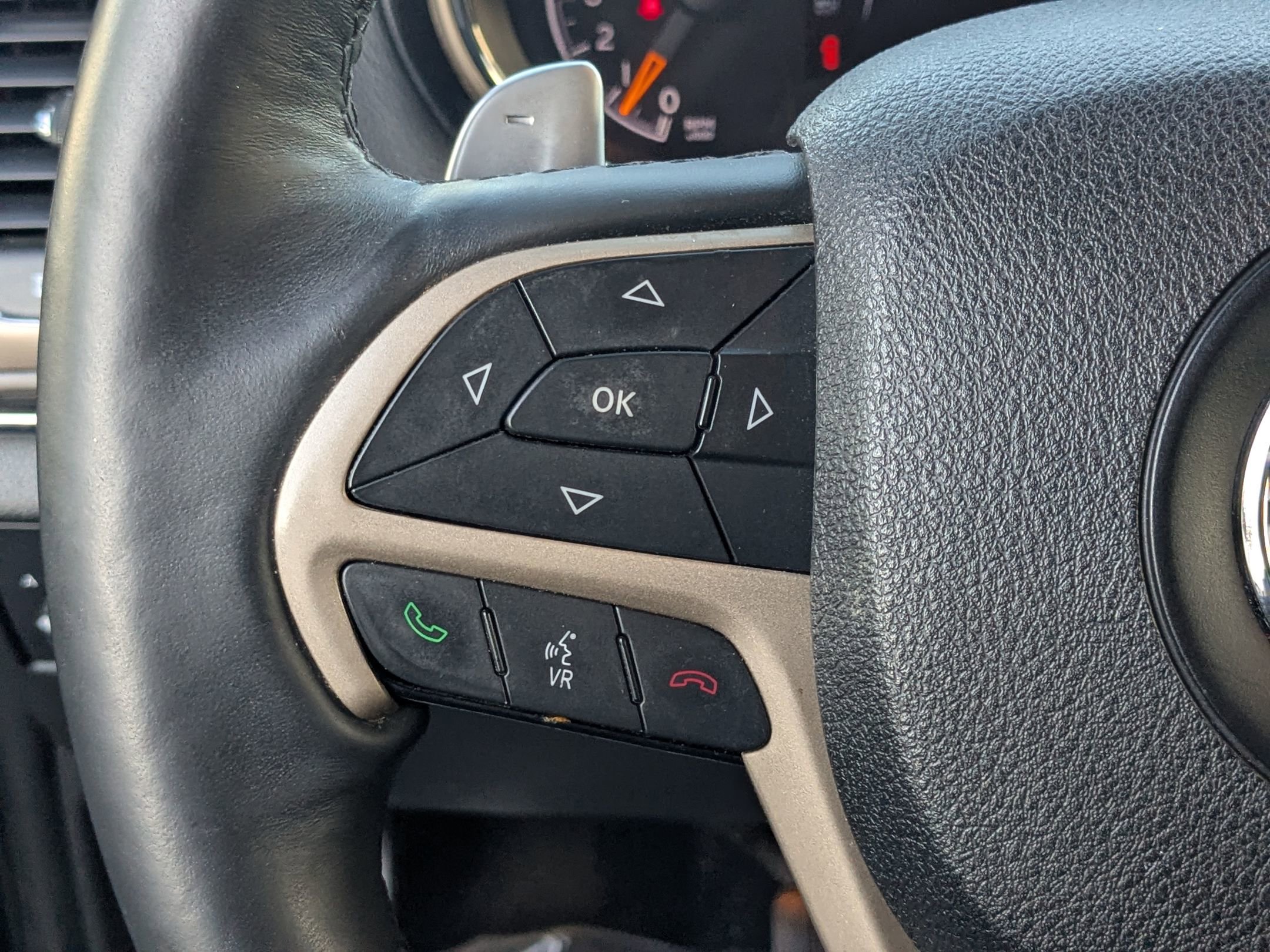 Used 2015 Jeep Grand Cherokee Summit w/ Platinum Series Group image 16