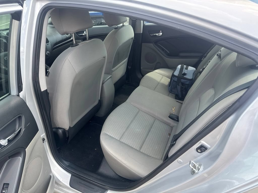 Used 2016 Kia Forte LX w/ LX Popular Plus Package FWD image 15
