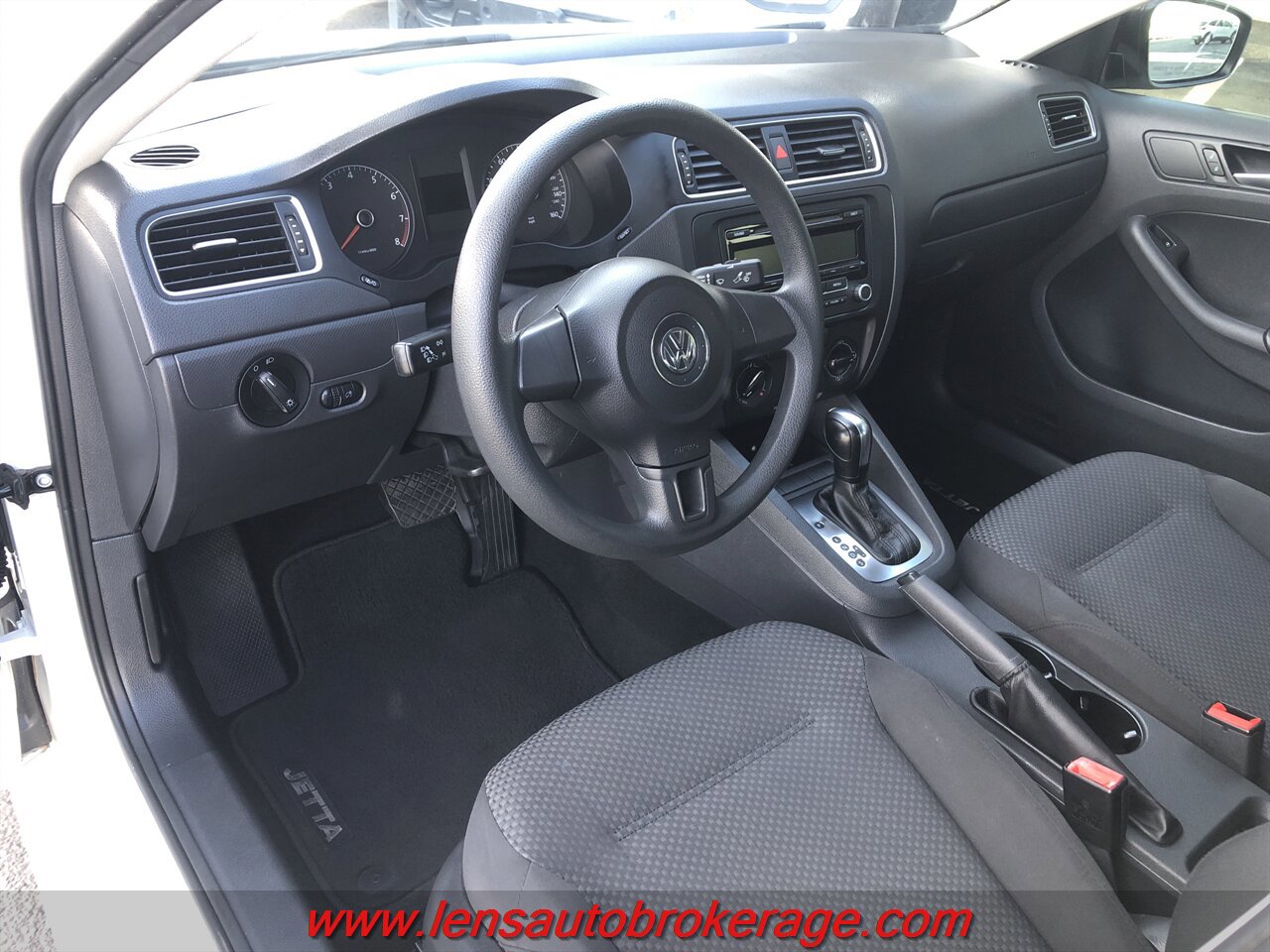 Used 2013 Volkswagen Jetta S FWD image 9