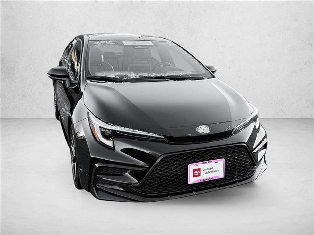 Certified 2025 Toyota Corolla SE image 3