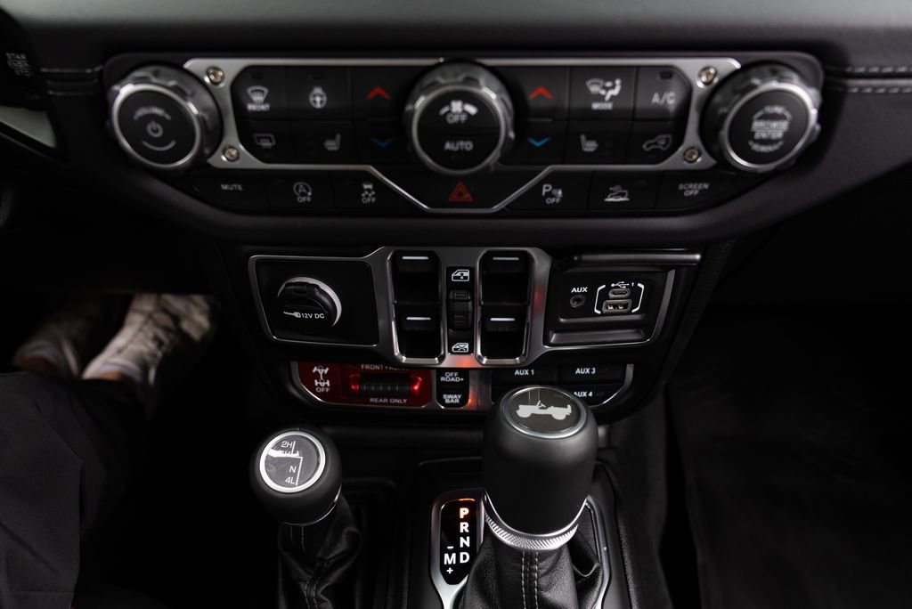 Used 2026 Jeep Wrangler Rubicon w/ Safety Group image 15