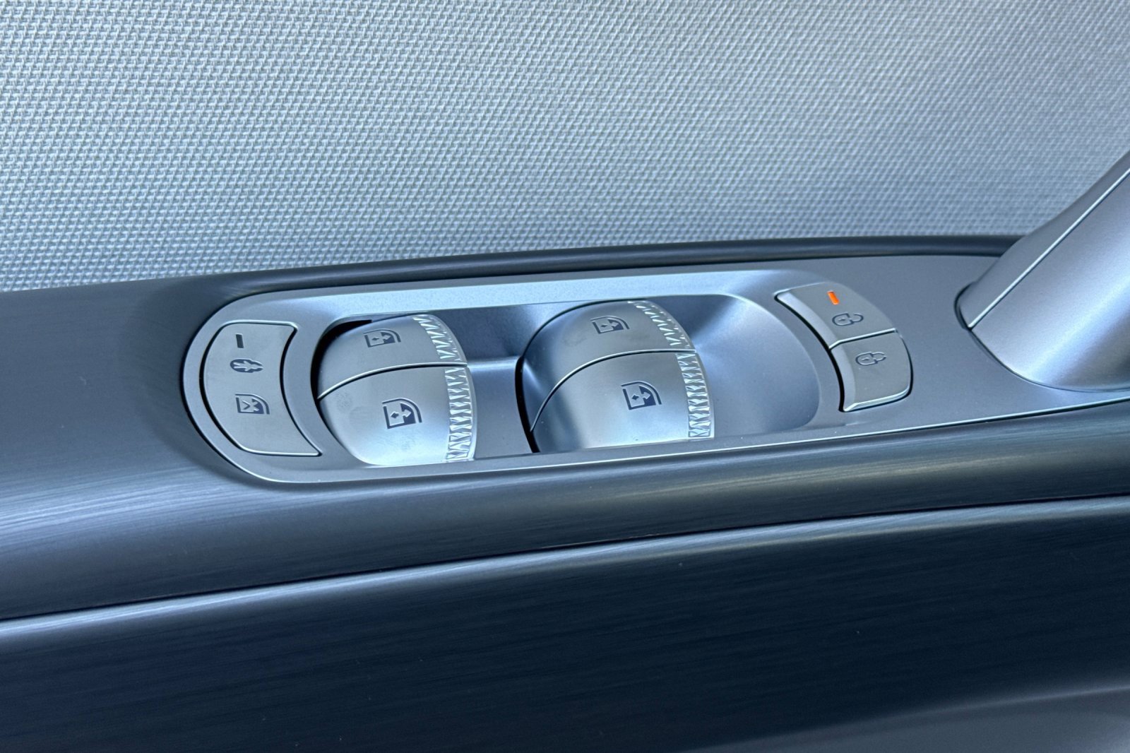 New 2026 Genesis GV60 RWD image 11