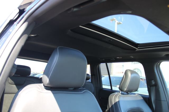 Used 2023 Jeep Grand Cherokee Altitude image 33