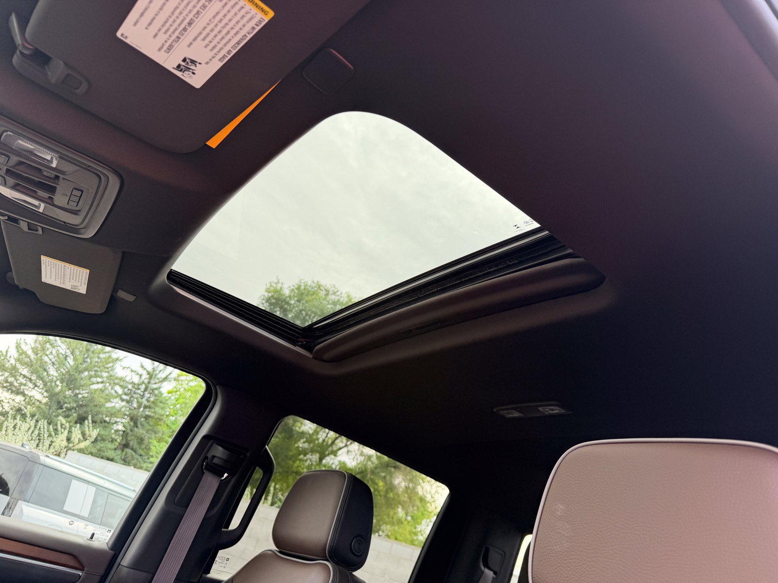 Used 2024 GMC Sierra 1500 Denali AWD/4WD image 25
