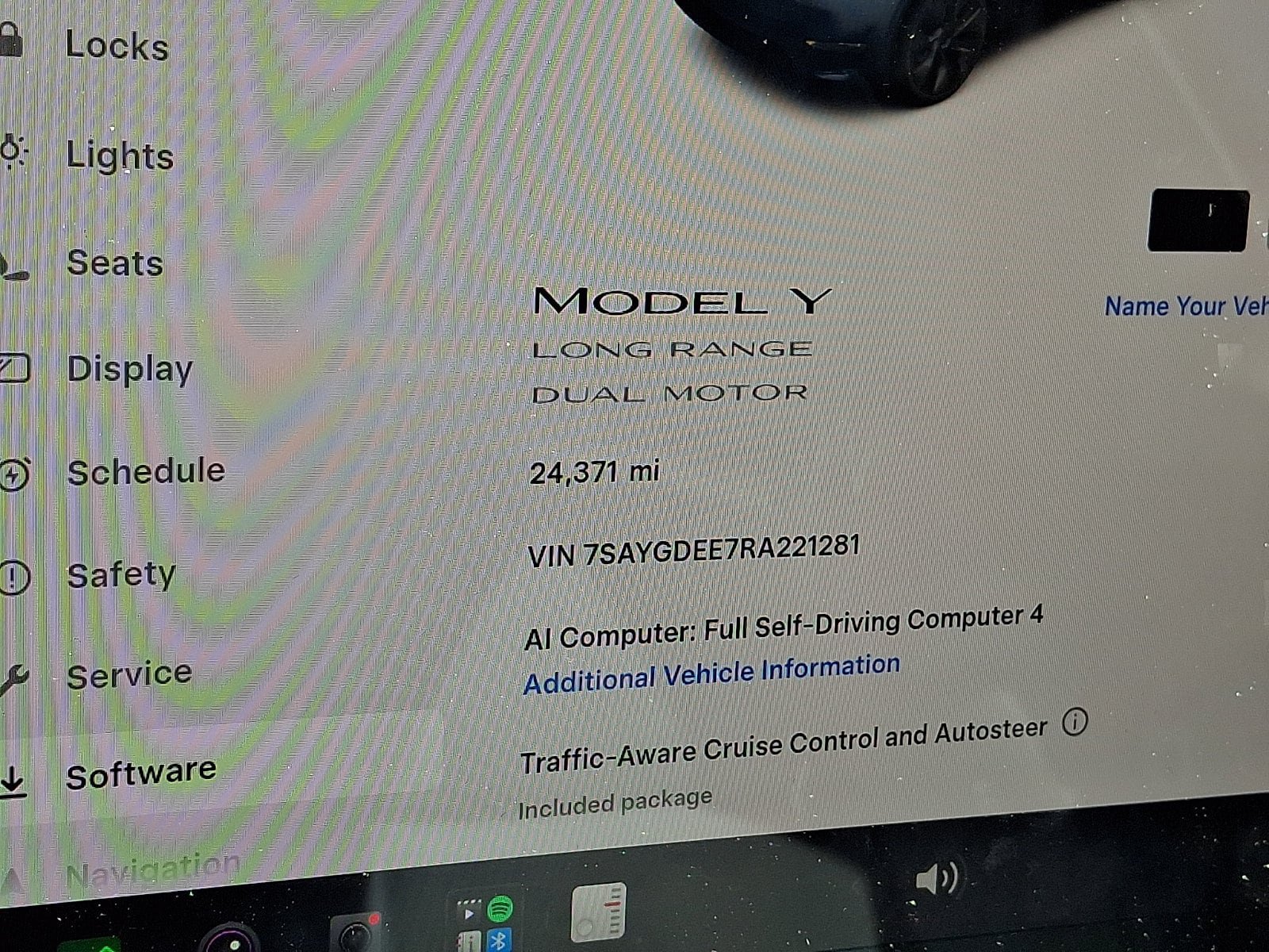 Used 2024 Tesla Model Y Long Range AWD/4WD image 21