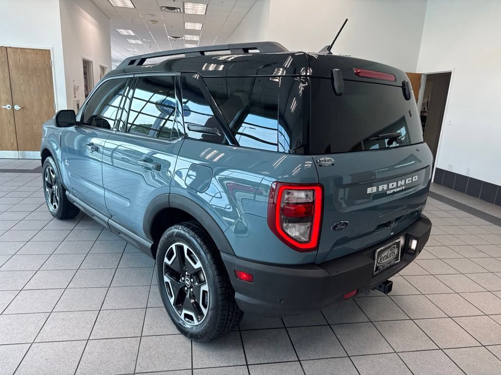 Used 2022 Ford Bronco Sport Outer Banks w/ Tech Package AWD/4WD image 14