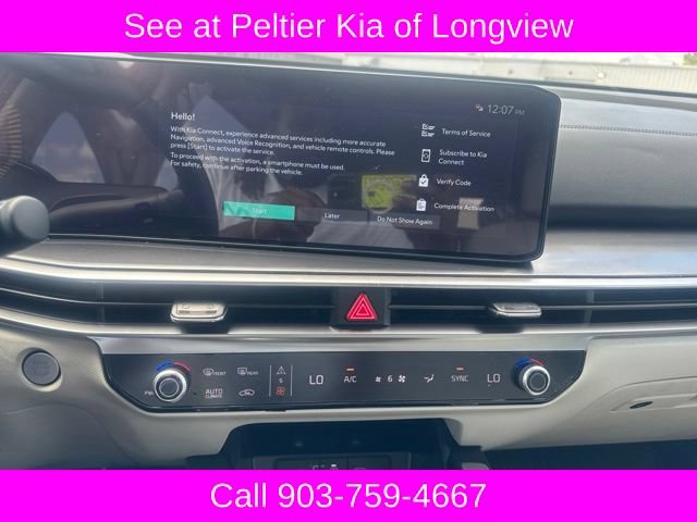 Used 2025 Kia Sorento S FWD image 17
