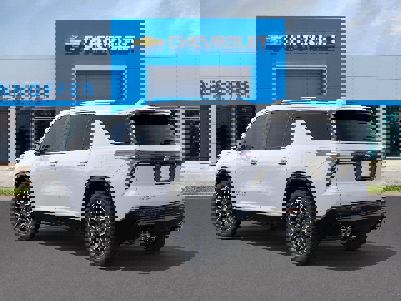 New 2026 Chevrolet Traverse High Country FWD image 3