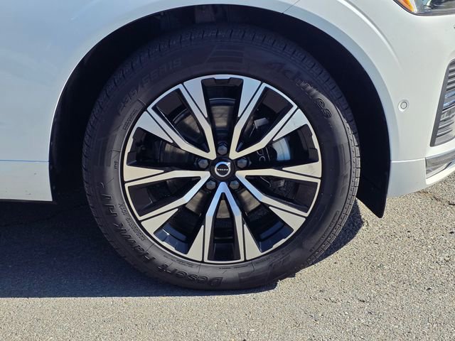 Used 2023 Volvo XC60 B5 Plus AWD/4WD image 8