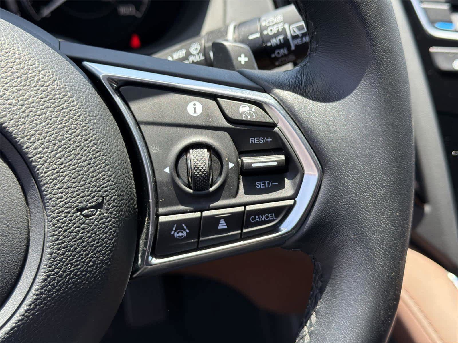 Used 2024 Acura RDX SH-AWD w/ Technology Package image 35