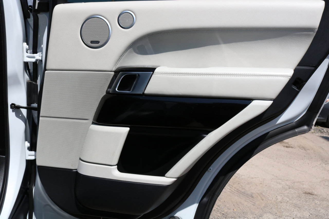 Used 2017 Land Rover Range Rover Supercharged image 49