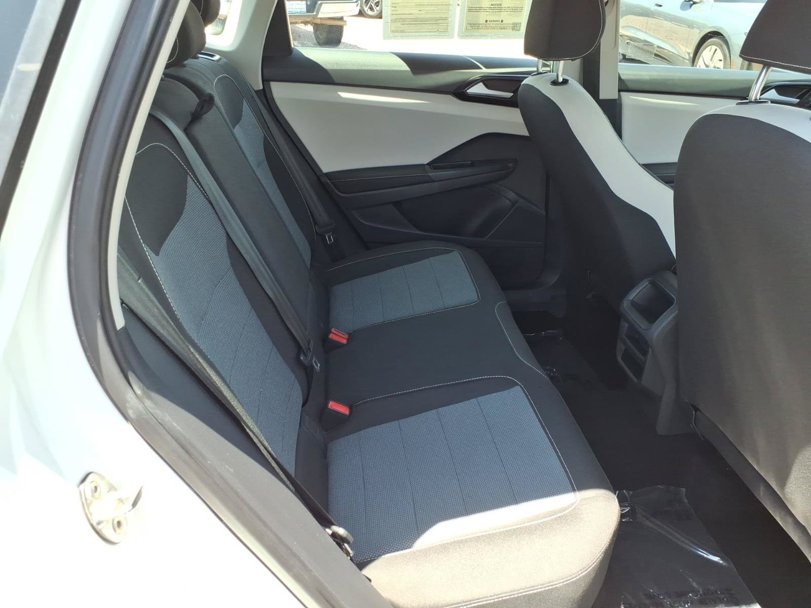 Certified 2025 Volkswagen Taos S AWD/4WD image 16