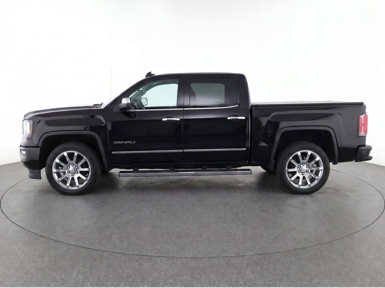 Used 2017 GMC Sierra 1500 Denali AWD/4WD image 5