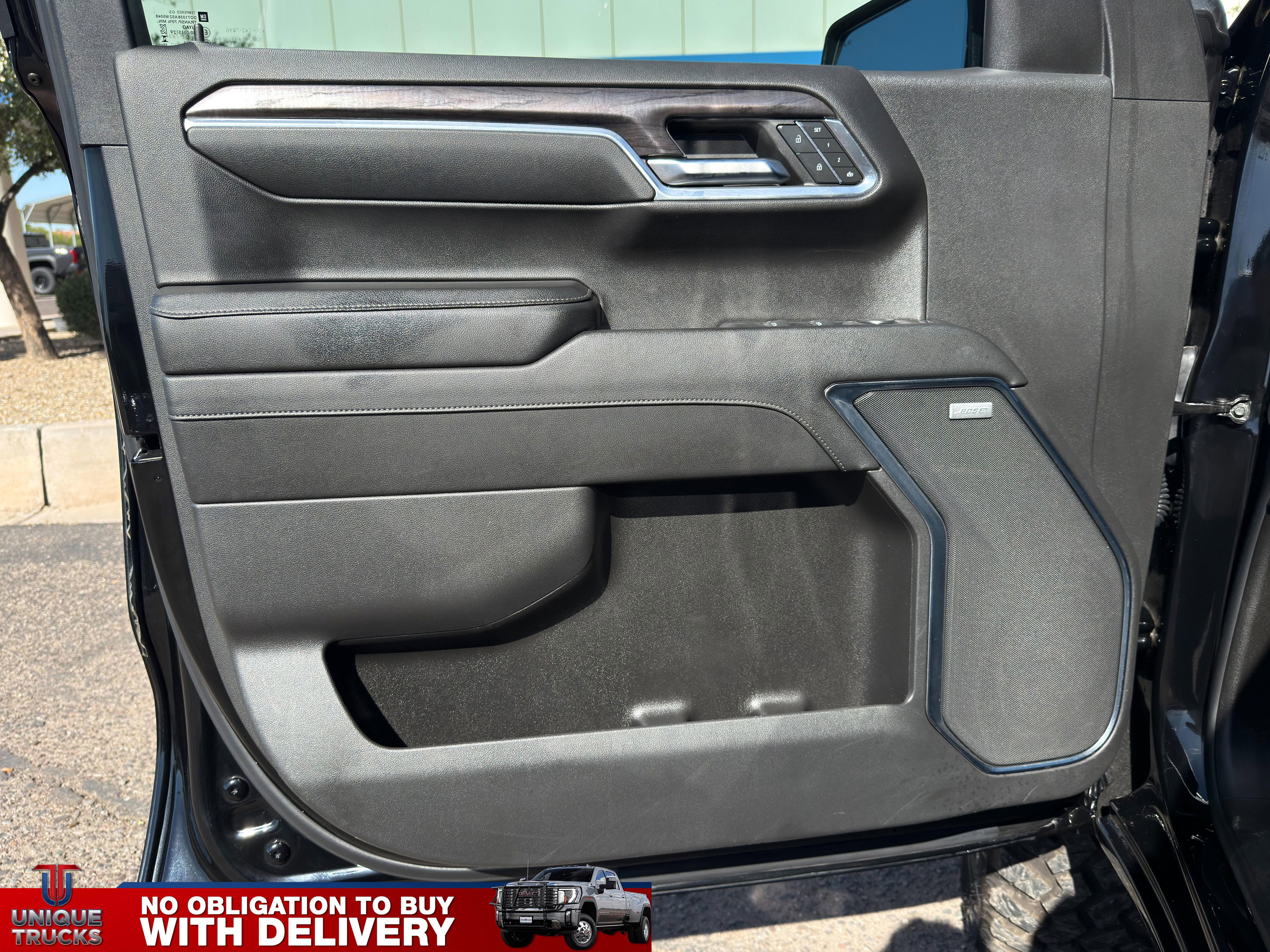 Used 2024 Chevrolet Silverado 1500 LTZ image 18