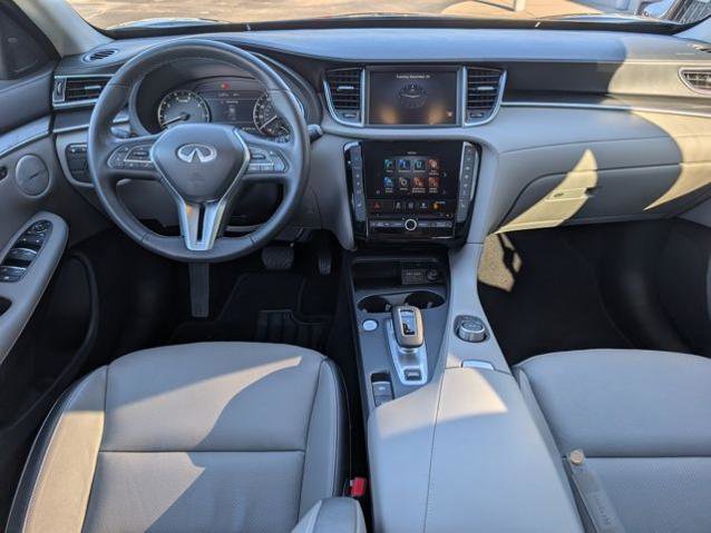 Certified 2025 INFINITI QX50 Luxe image 12