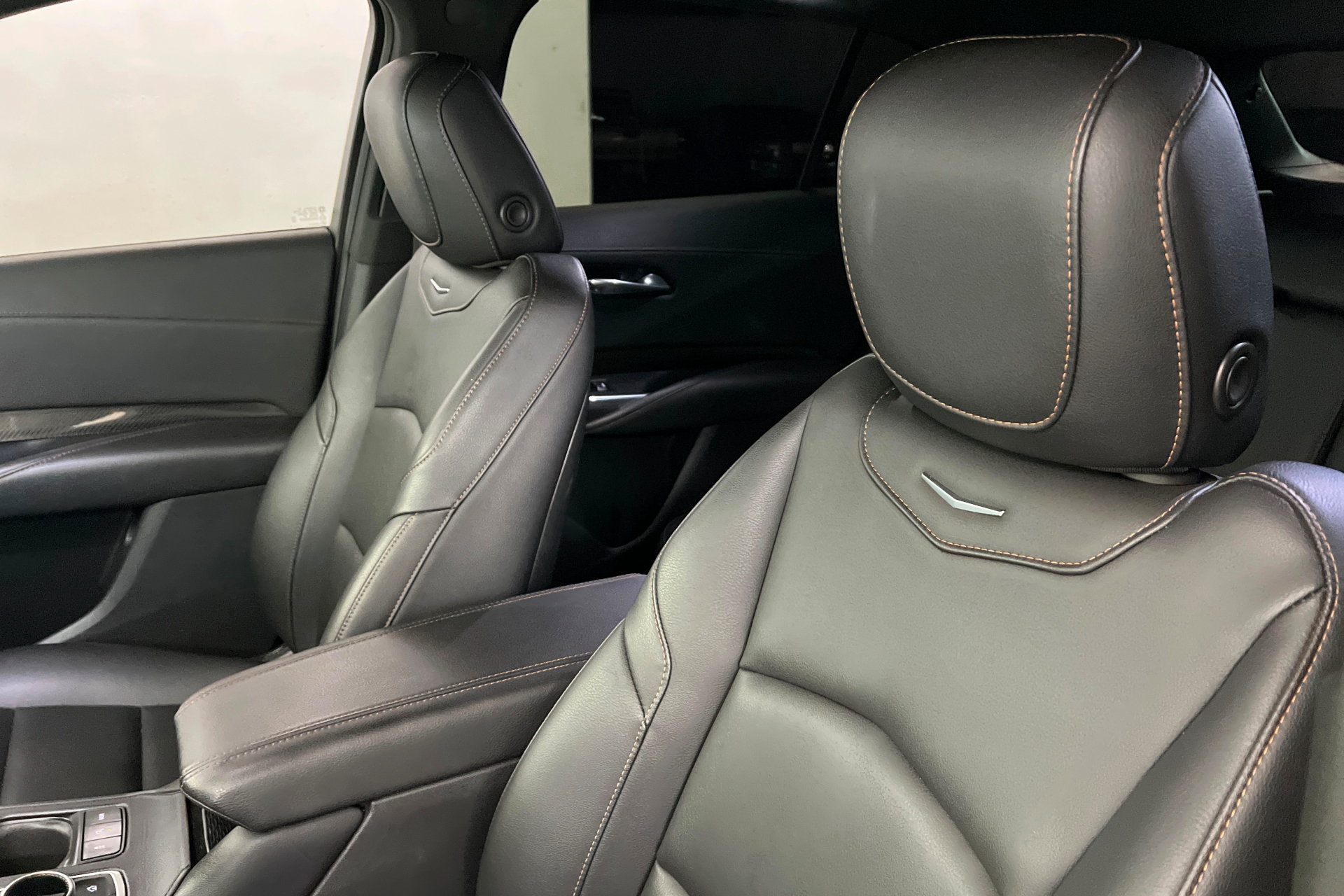 Used 2019 Cadillac XT4 Sport FWD image 18