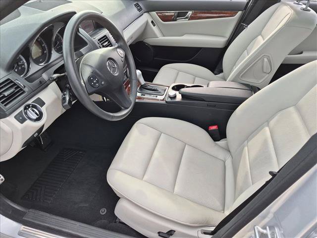 Used 2011 Mercedes-Benz C 300 Sedan image 15