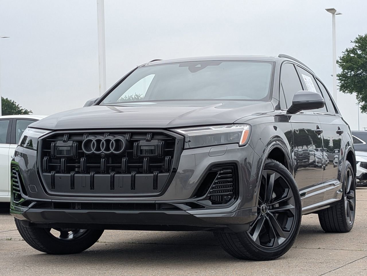 Used 2025 Audi Q7 3.0T Premium Plus AWD/4WD image 2