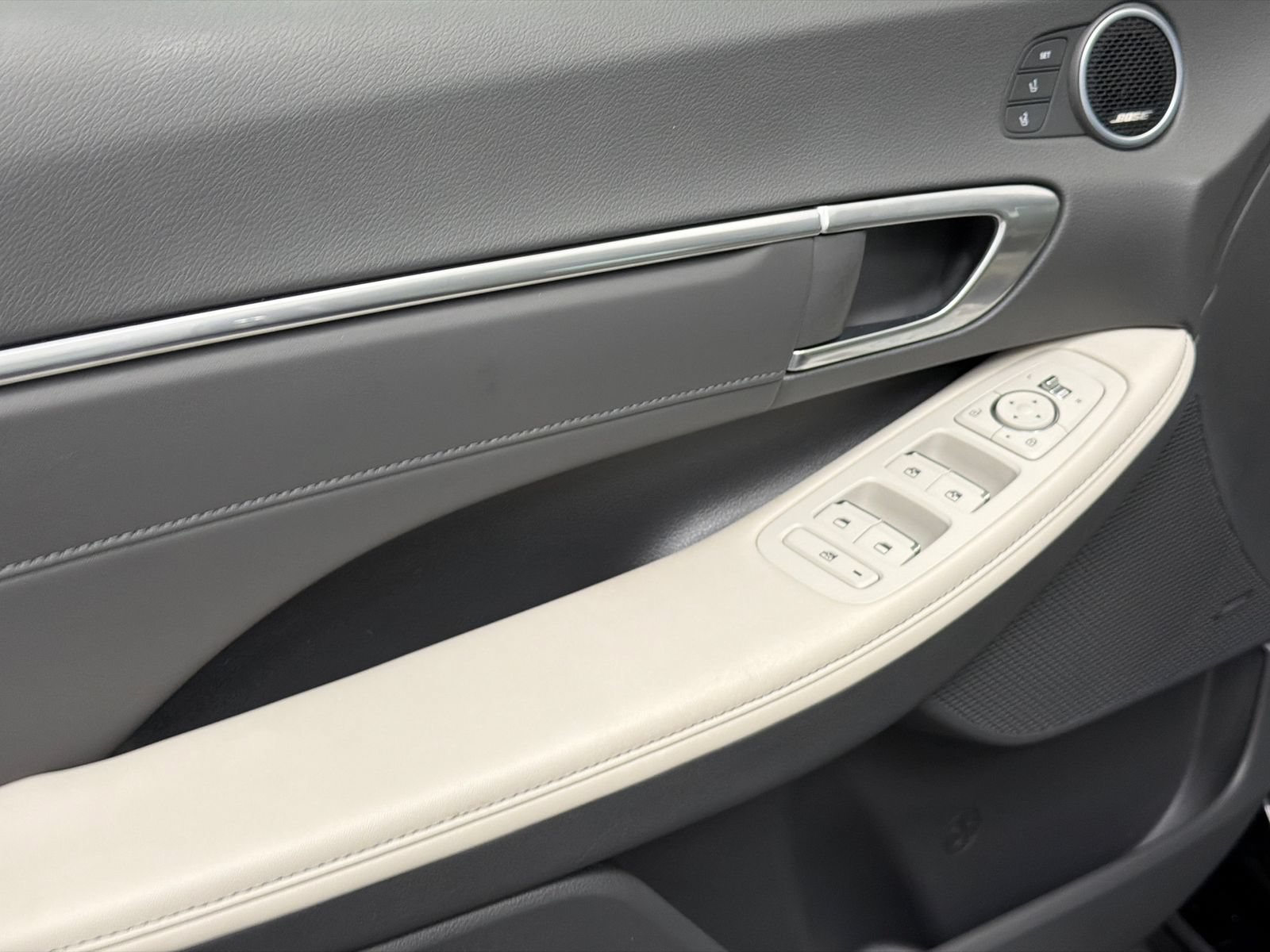 Used 2023 Hyundai Sonata Limited FWD image 16