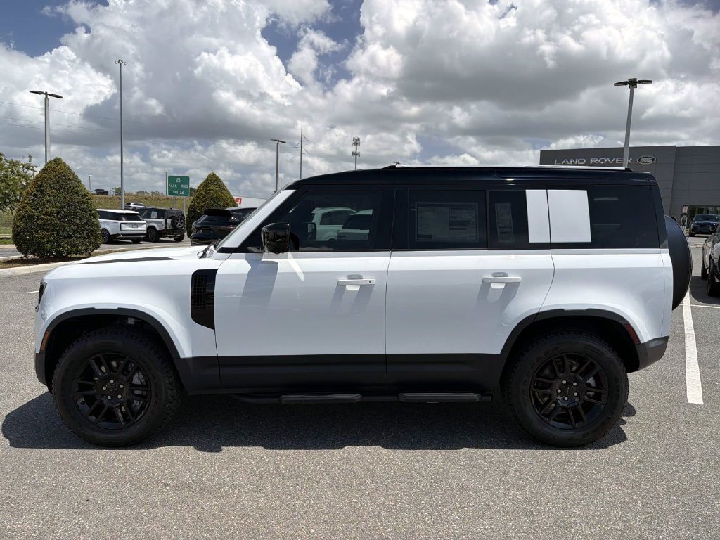 New 2026 Land Rover Defender 110 S AWD/4WD image 2