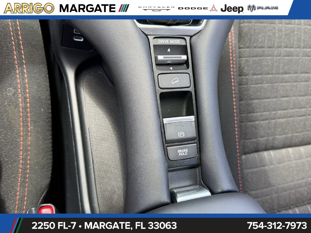 Used 2025 Honda HR-V Sport image 26