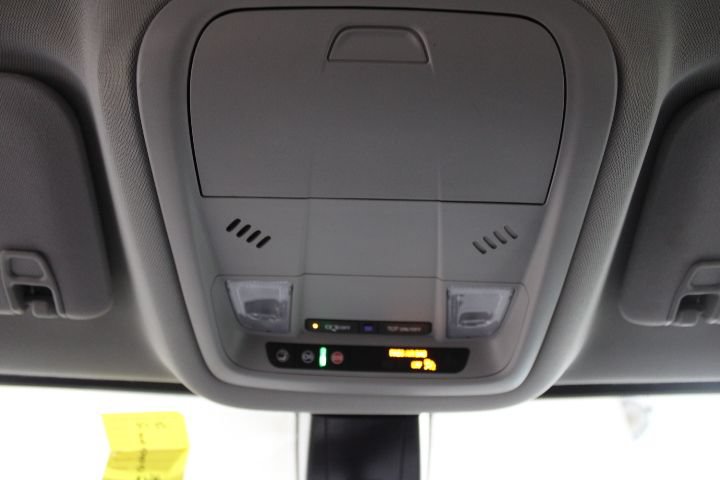 Used 2022 GMC Acadia SLE AWD/4WD image 44