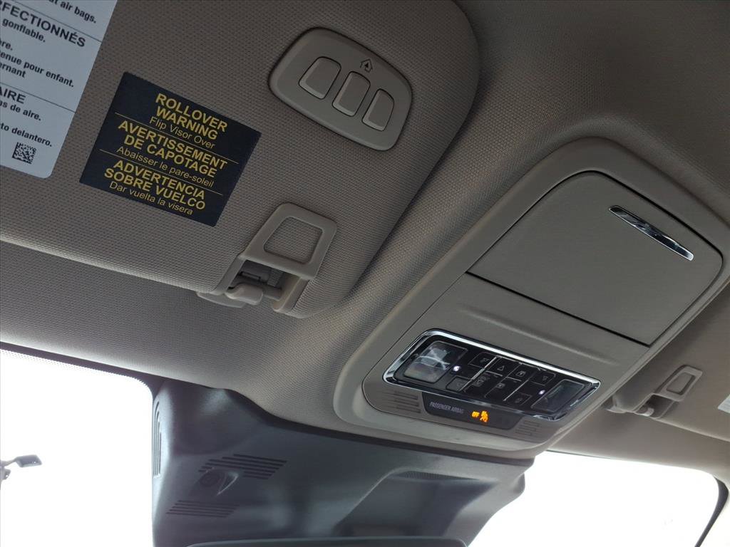 New 2026 Lincoln Corsair Premiere image 14