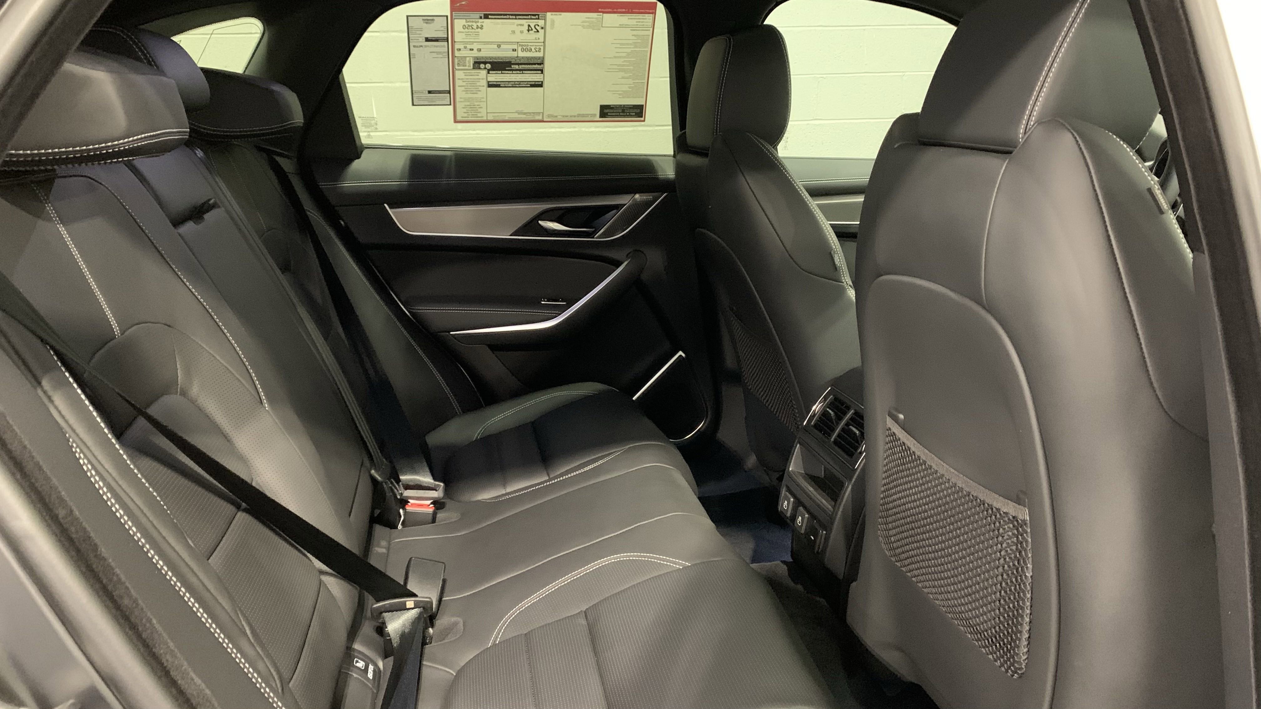 New 2026 Jaguar F-PACE R-Dynamic S image 16