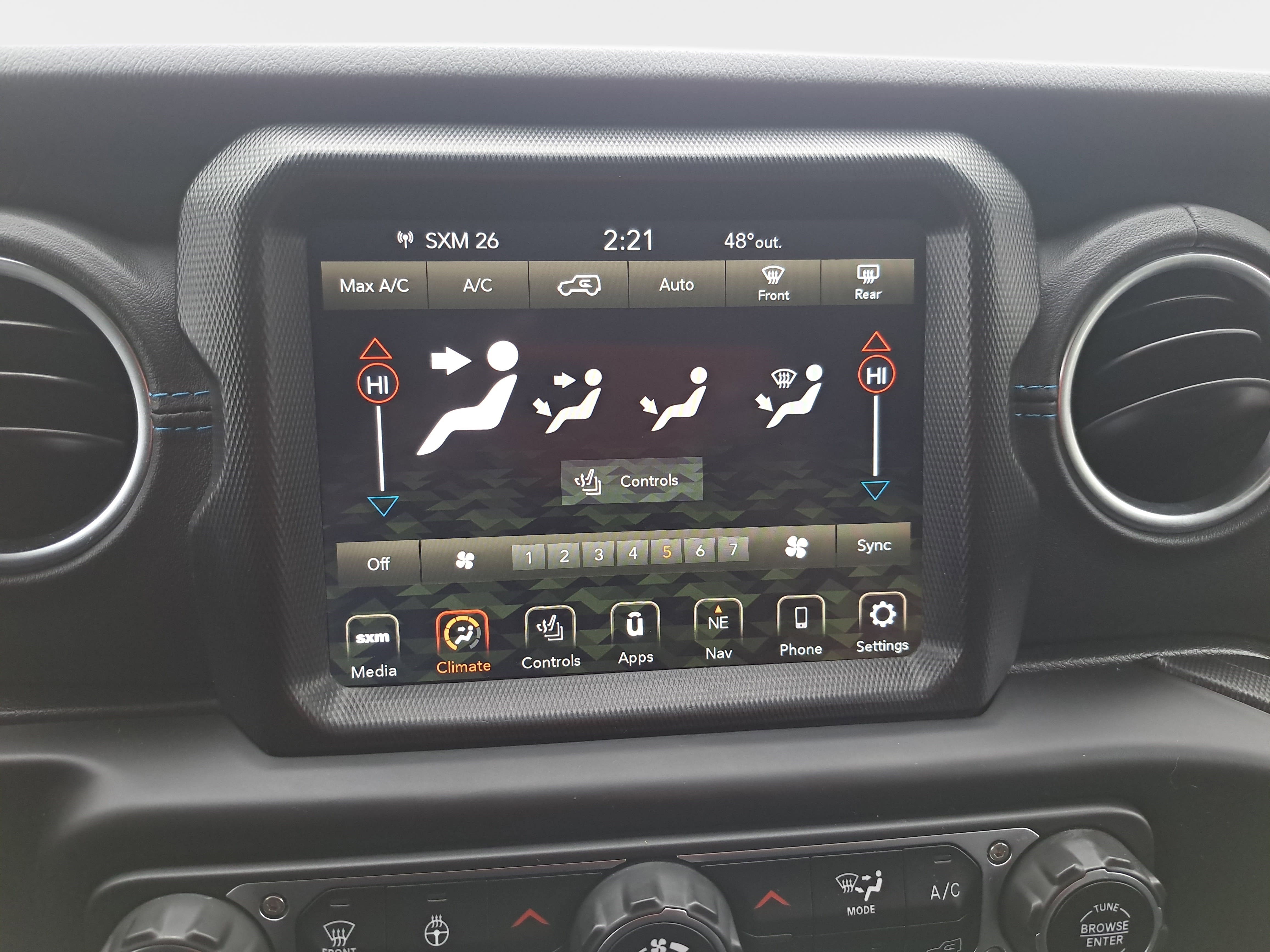 Used 2021 Jeep Wrangler Unlimited Rubicon 4xe w/ Steel Bumper Group image 23