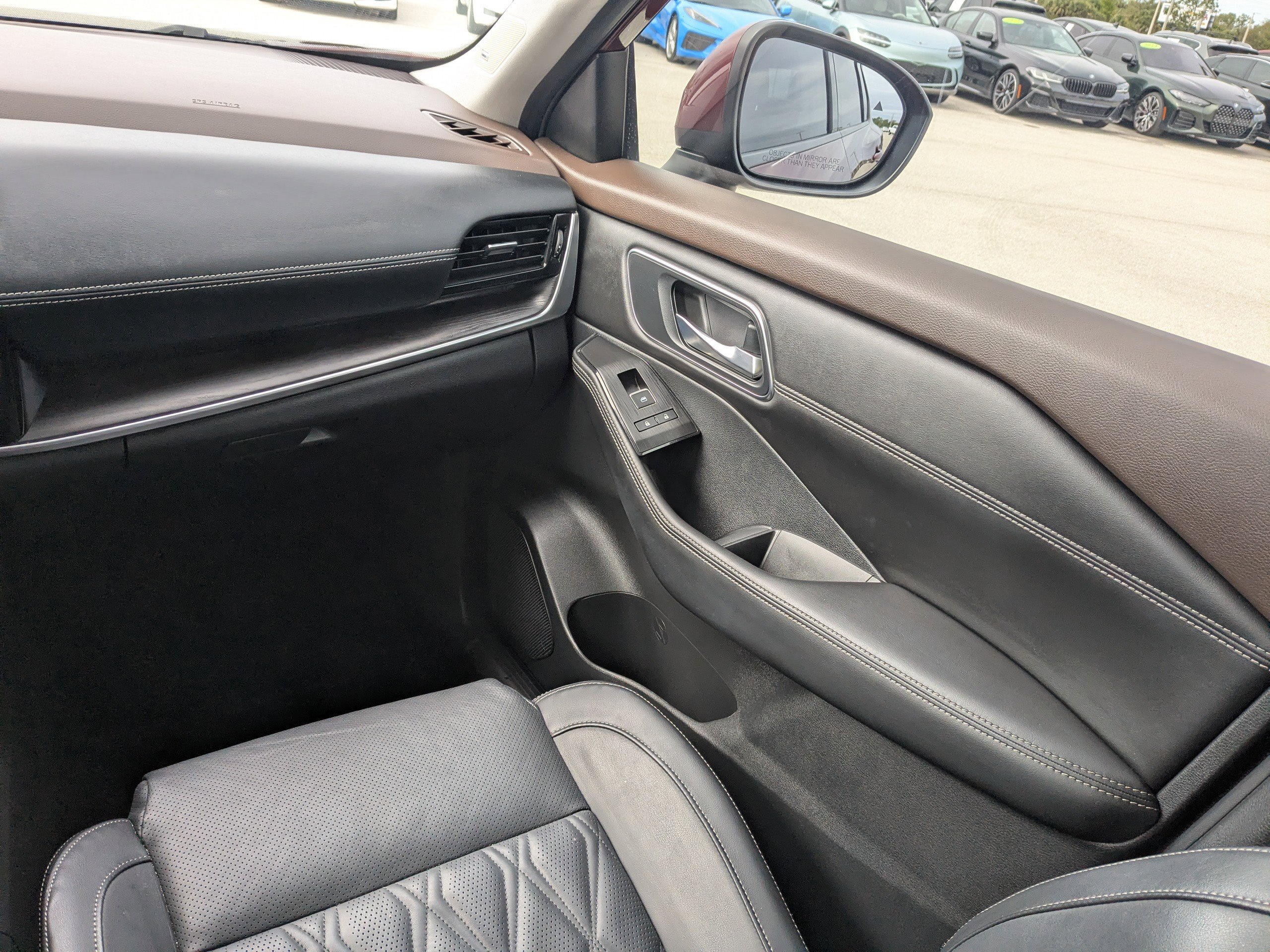 Used 2023 Nissan Rogue Platinum image 19