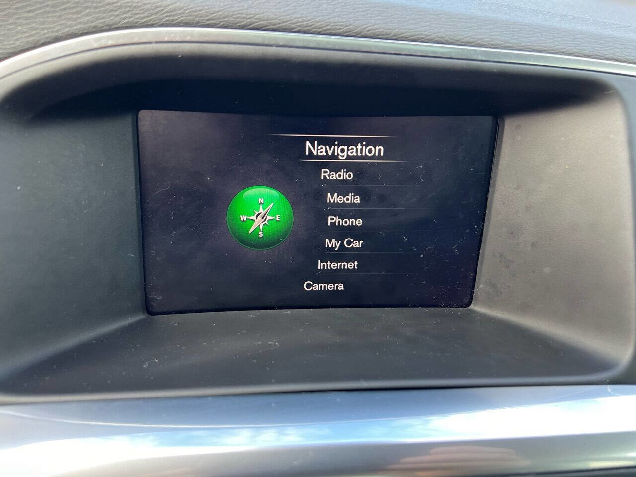 Used 2018 Volvo S60 T5 Inscription image 32