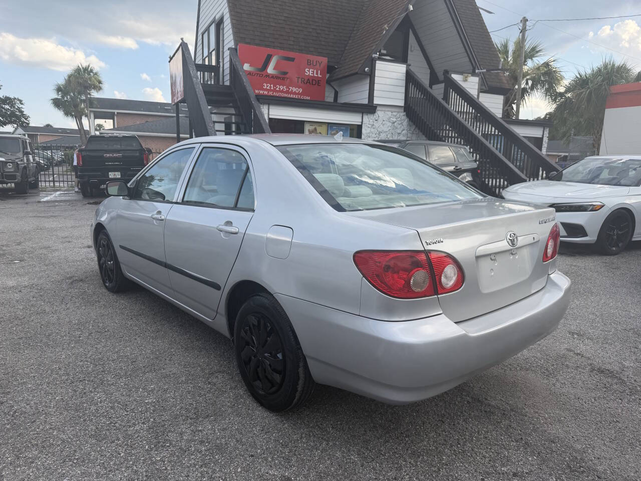 Used 2005 Toyota Corolla LE FWD image 6