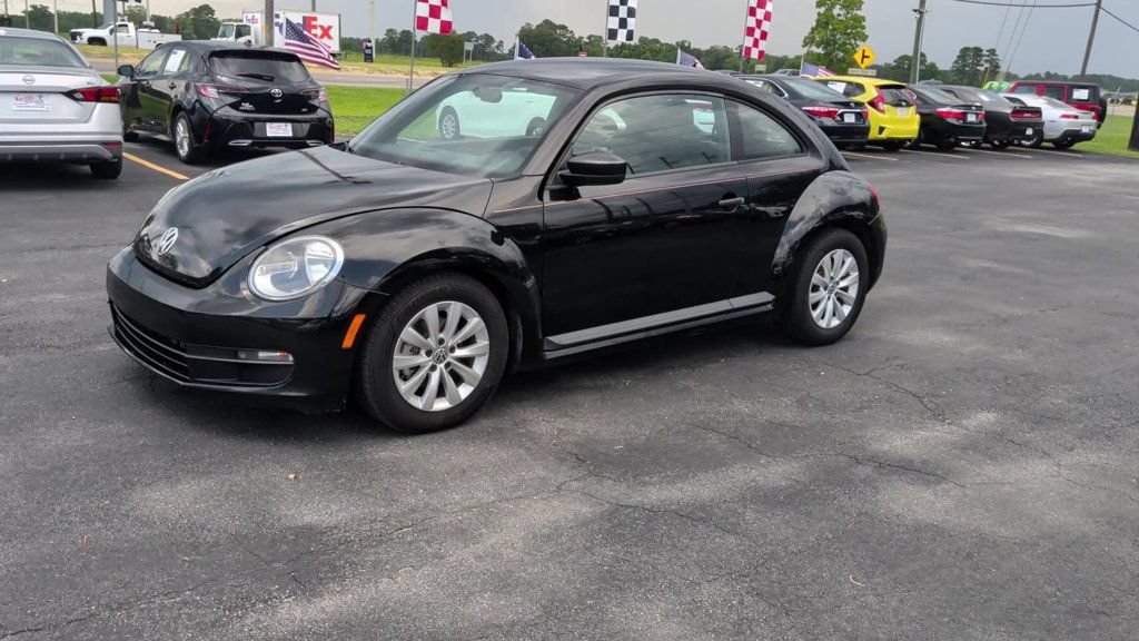 Used 2014 Volkswagen Beetle 2.5 FWD image 4