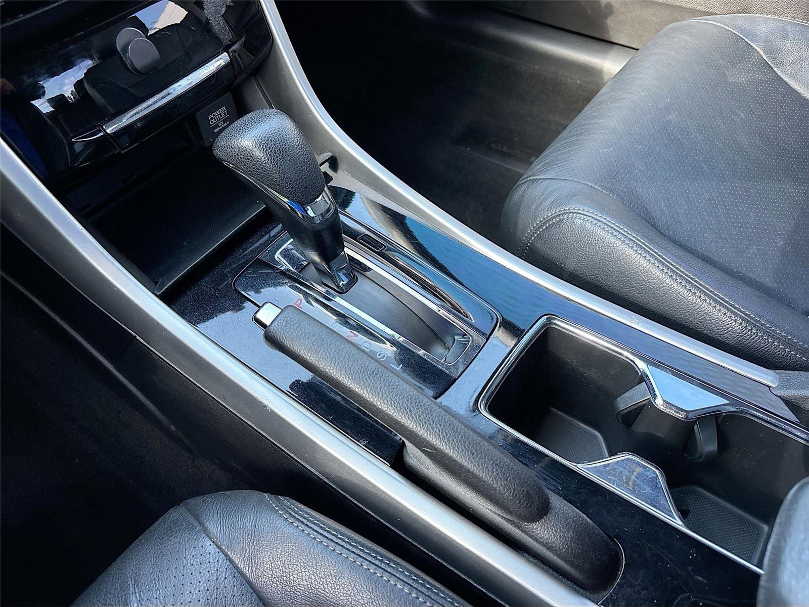 Used 2016 Honda Accord LX image 19