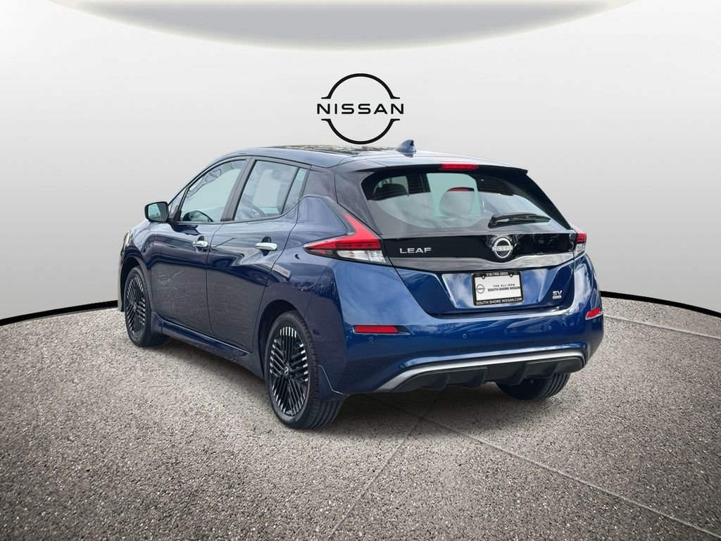 Certified 2025 Nissan Leaf SV Plus image 8