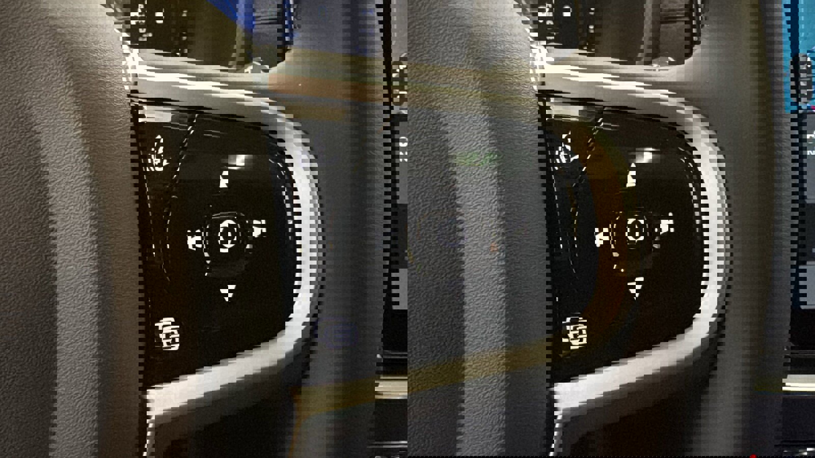 New 2026 Volvo XC90 B6 Ultra w/ Protection Package Premier image 14