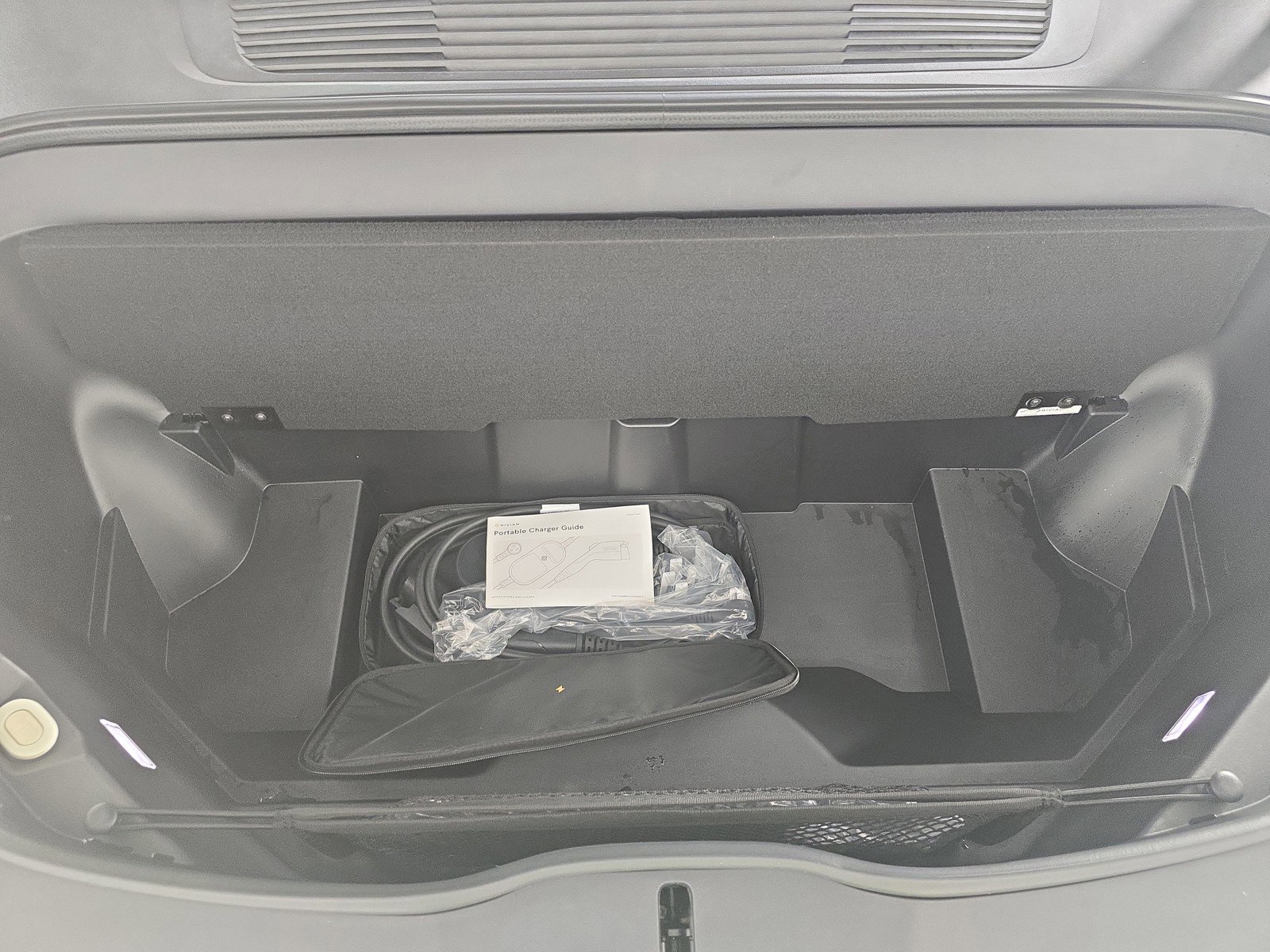 Used 2024 Rivian R1S Adventure image 14