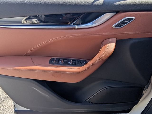 Used 2023 Maserati Levante GT image 36