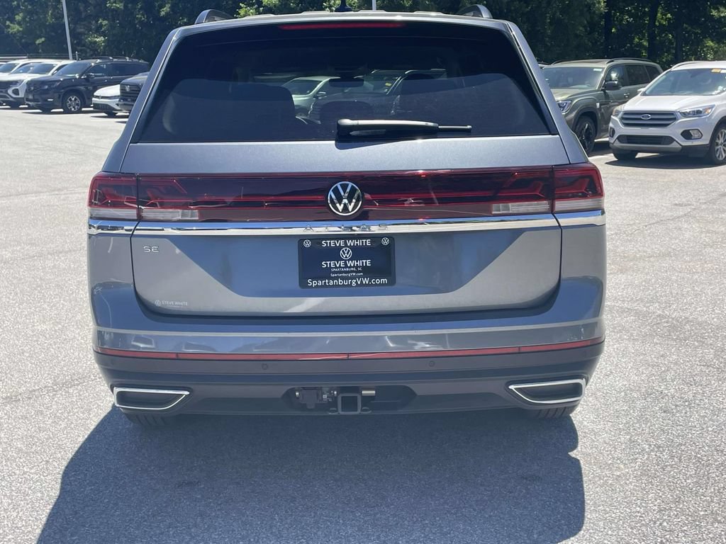 Certified 2025 Volkswagen Atlas SE FWD image 5